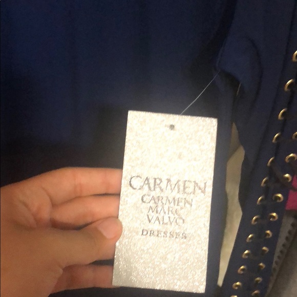 Gorgeous CARMEN MARC VALVO DRESS - Picture 7 of 7